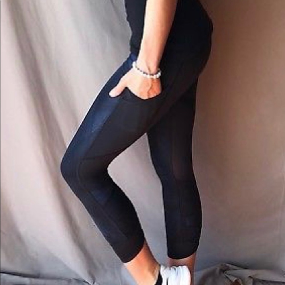 Lululemon Fresh Mesh Crop